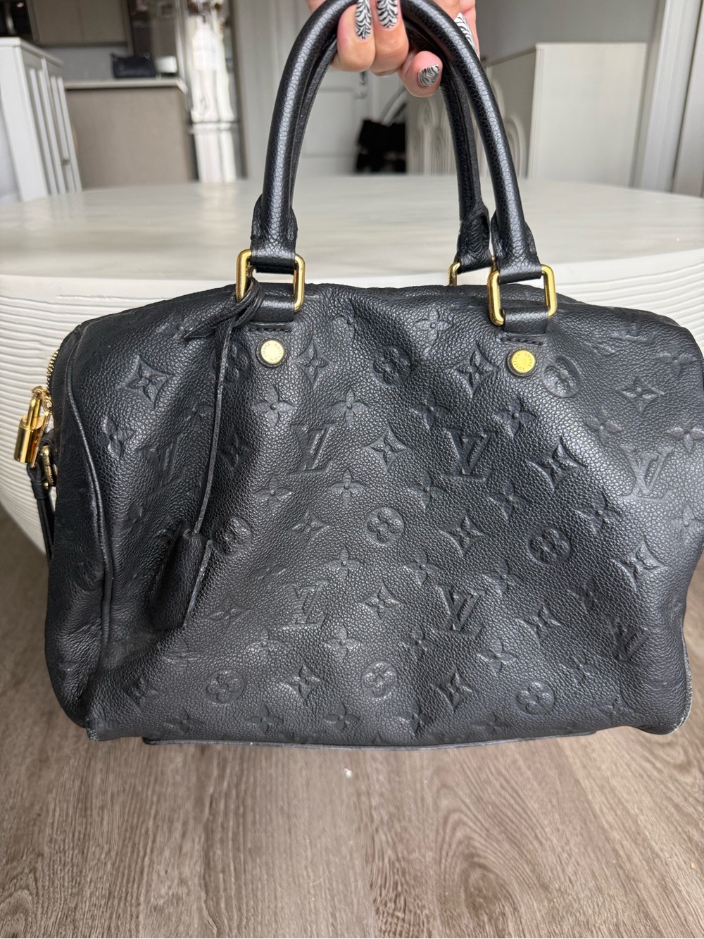 Louis Vuitton Speedy Bandoulière 25 in Black Monogram Empreinte leather